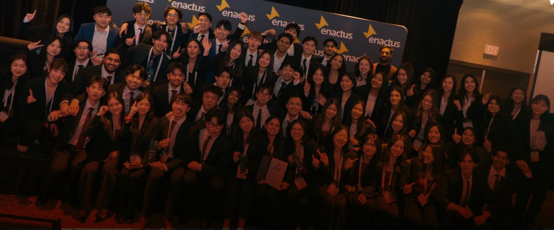 A group picture of Enactus SFU members